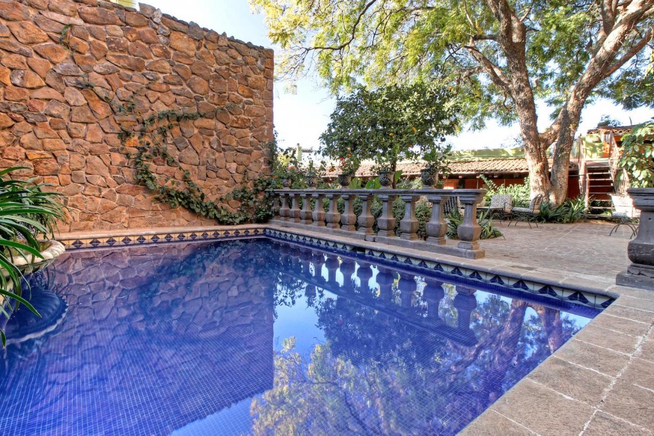 Casa Schuck Boutique Hotel Альенде Экстерьер фото