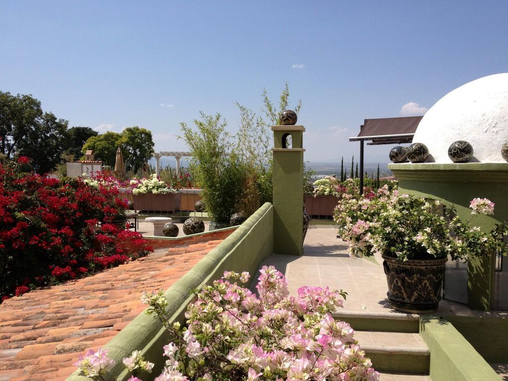 Casa Schuck Boutique Hotel Альенде Экстерьер фото